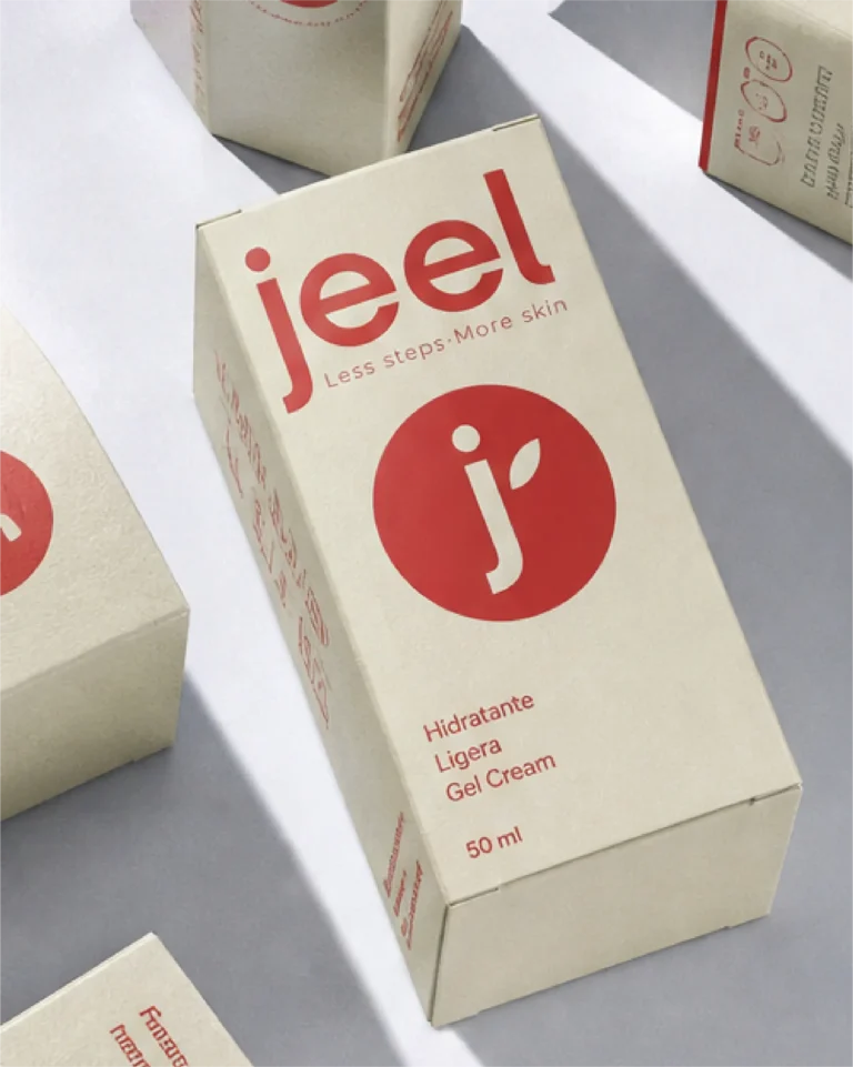 Caja de la crema hidratante ligera gel cream de Jeel con el isotipo en un círculo rojo